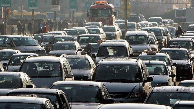 شهروندان پرترافیک ترین نقطه کشور روزانه 6 ساعت معطل می شوند
