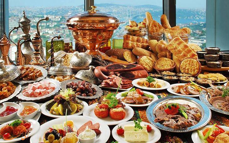 بهترین رستوران های منطقه تکسیم استانبول
