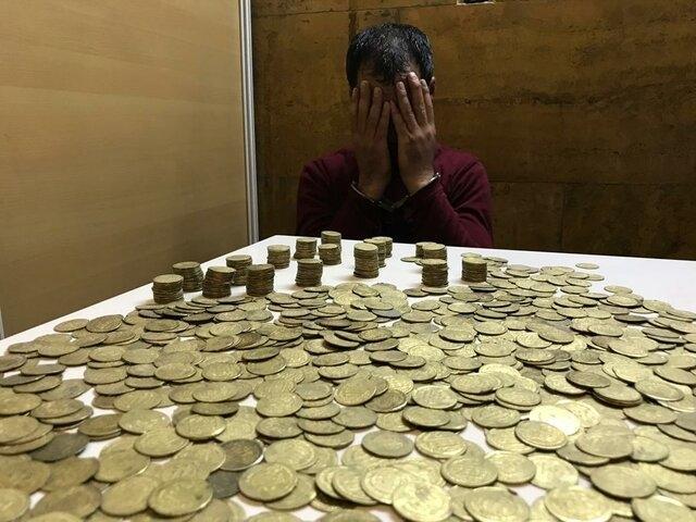 کشف و ضبط سکه های اشکانی حین معامله در رامشیر کشف و ضبط سکه های اشکانی حین معامله در رامشیر