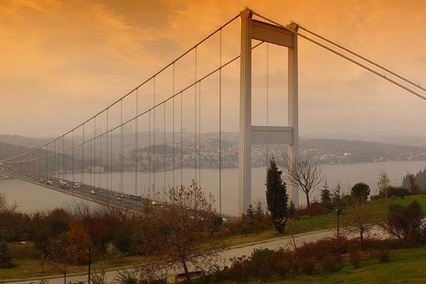تور استانبول: نمادین ترین پل های استانبول کدامند؟